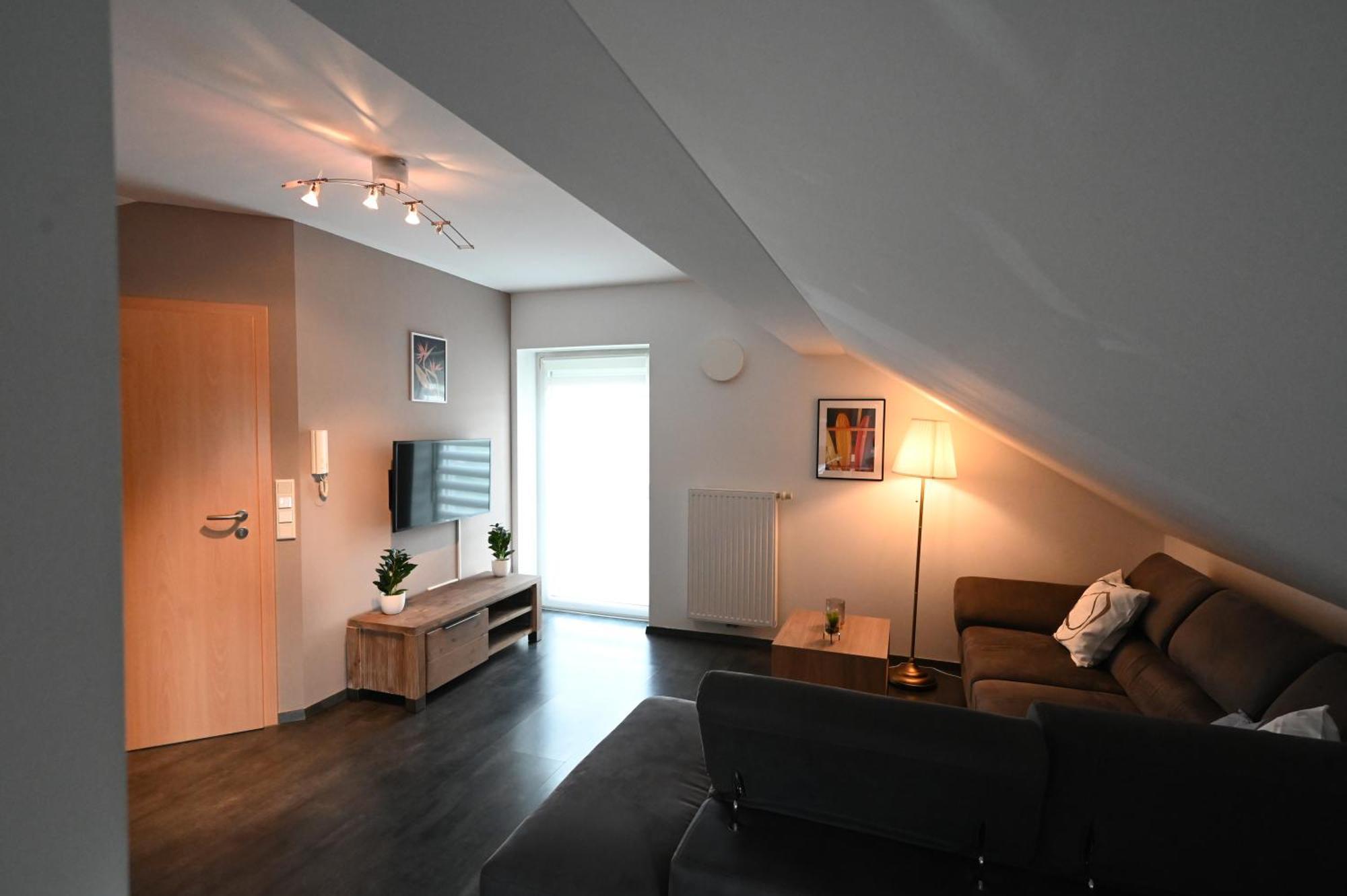 Koestlbach Apart I Ferienwohnung Bis 3 & 6 Personen I Nuernberg I Neumarkt I Messe I Natur I Kueche I Parken I Waschmaschine I Garten Postbauer-Heng Exterior foto